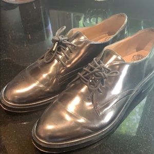Vince Camuto Ciana Silver oxfords, size 8.5